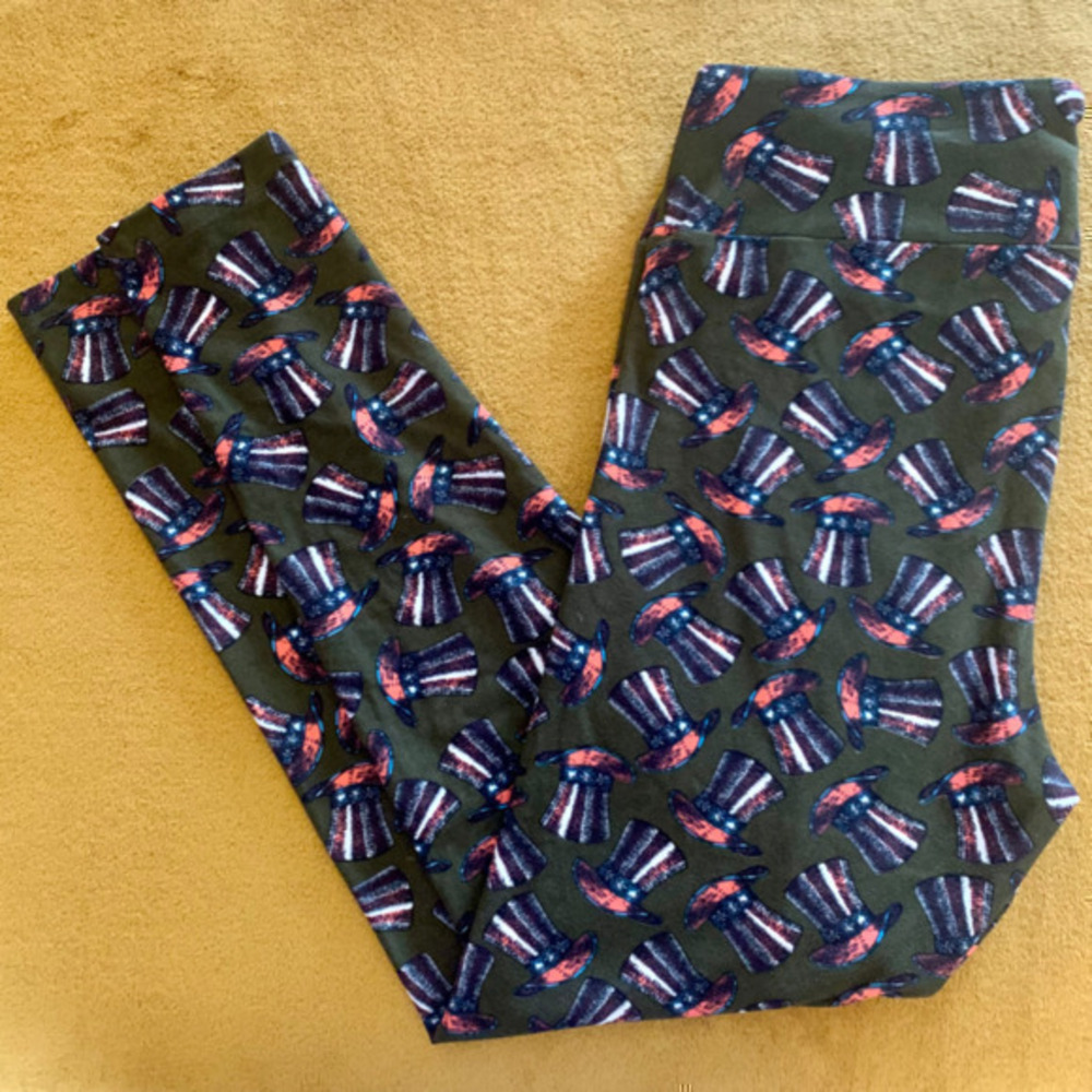 LuLaRoe Tall & Curvy American Freedom Hat Leggings Olive Green Blue Red Liberty